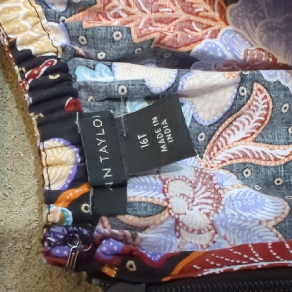 Ann Taylor Batik Autumn Leaves Midi Flare Dress - Picture 7 of 14